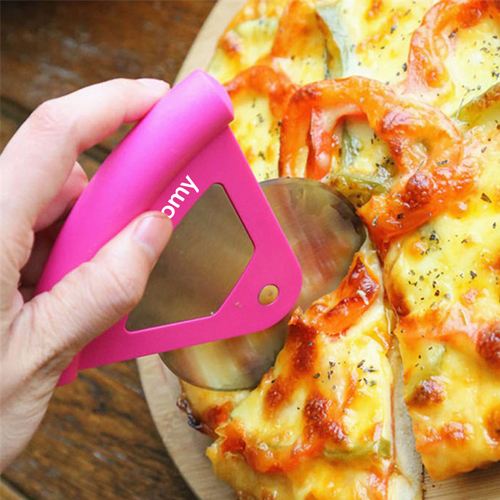 Round Shaped Pizza Cutter